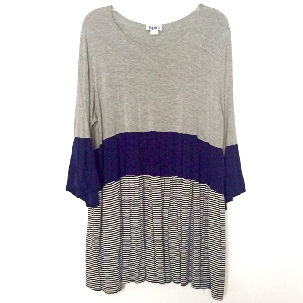 Spin USA Colorblock Bell Sleeve Blouse 3X Gray